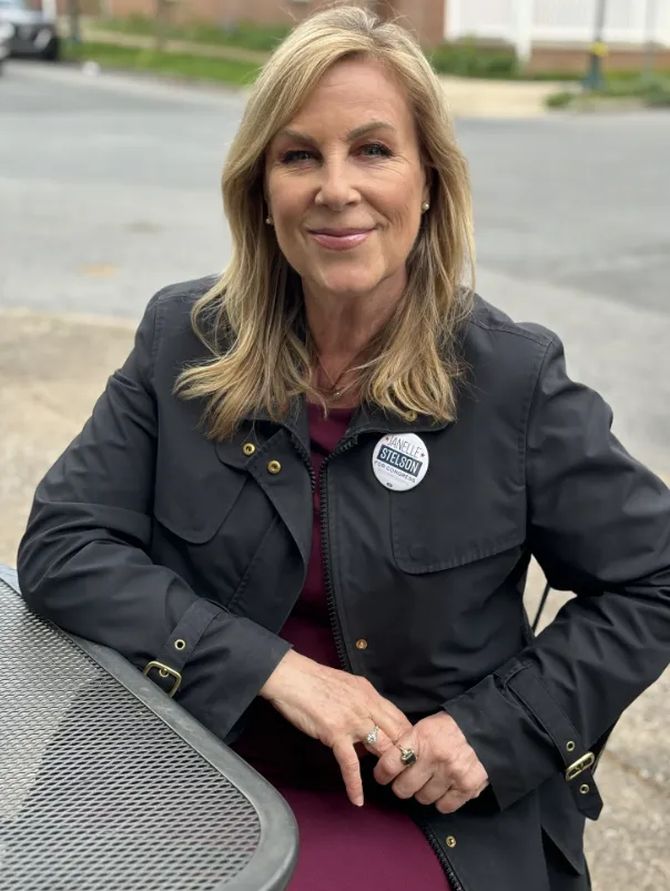 Janelle Stelson Age, Biography, Career, Net Worth, Husband & Latest Updates (2026)